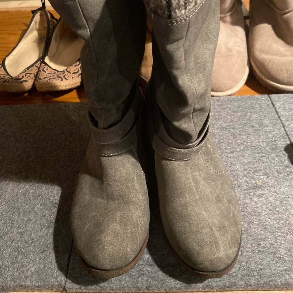 Morgan Boots size 9
